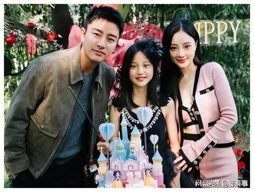 新娱乐吃瓜少女,揭秘吃瓜少女生存法则