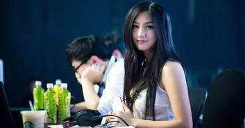 娱乐吃瓜解说博主推荐,跟随吃瓜博主一起探索明星幕后故事